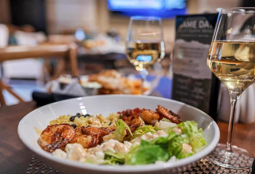 فندق Bayfront Inn 5th Avenue