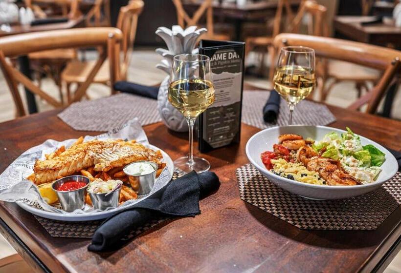 فندق Bayfront Inn 5th Avenue