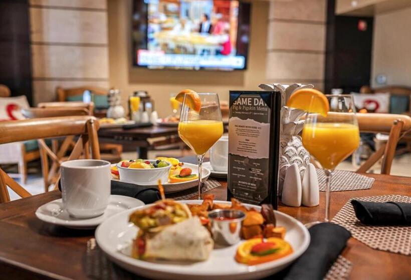 فندق Bayfront Inn 5th Avenue