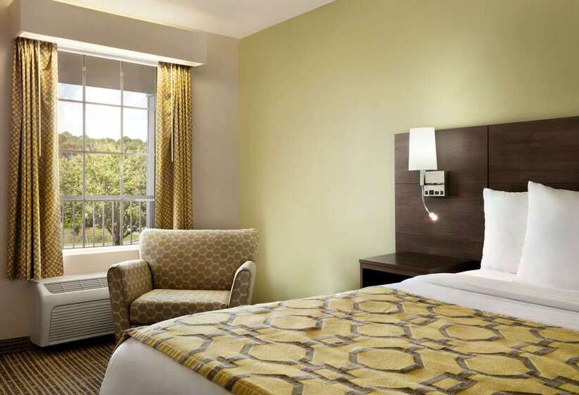 فندق Baymont By Wyndham Kingsland