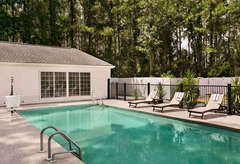 فندق Baymont By Wyndham Kingsland