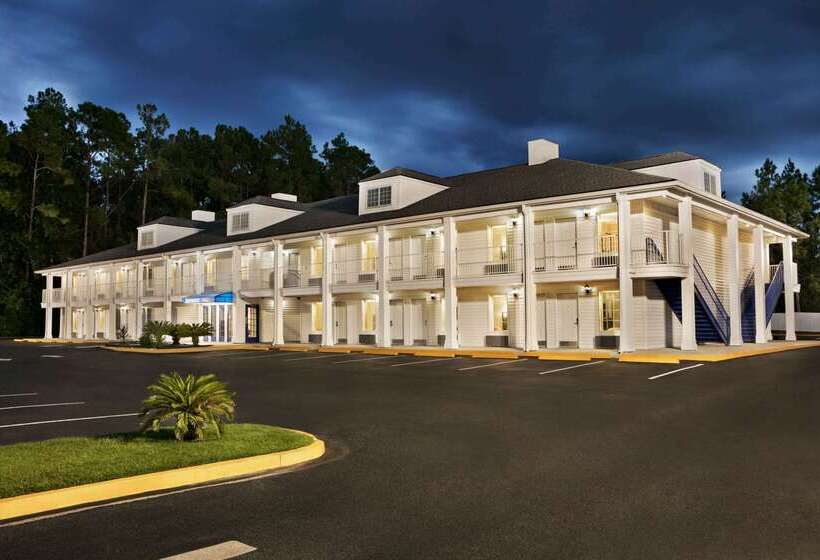 فندق Baymont By Wyndham Kingsland