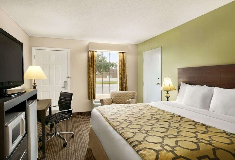 فندق Baymont By Wyndham Kingsland