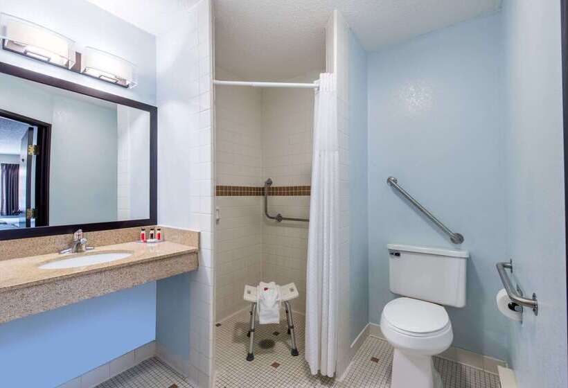 ホテル Baymont By Wyndham Pierre