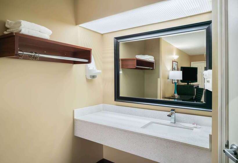 Отель Baymont By Wyndham Prattville Montgomery