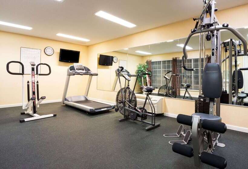 Отель Baymont By Wyndham Prattville Montgomery