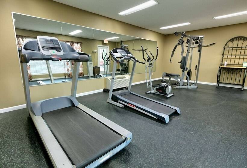 Отель Baymont By Wyndham Prattville Montgomery