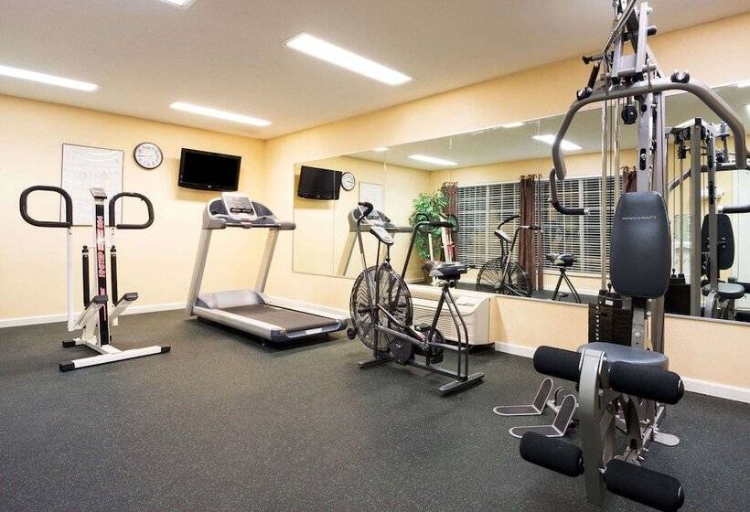 Отель Baymont By Wyndham Prattville Montgomery