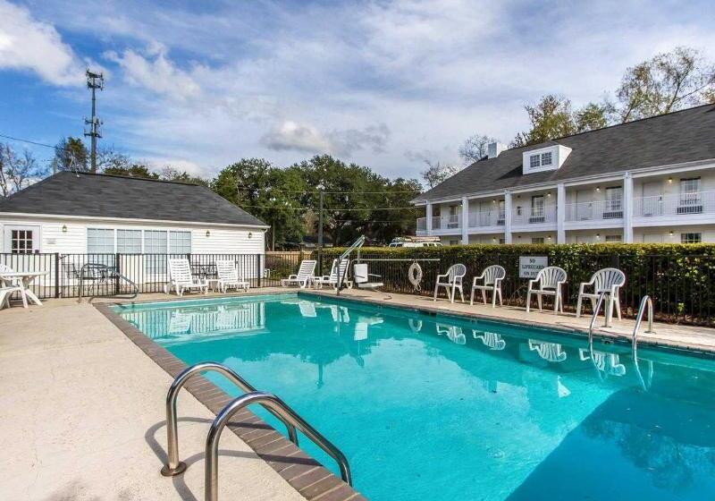 فندق Baymont By Wyndham Selma