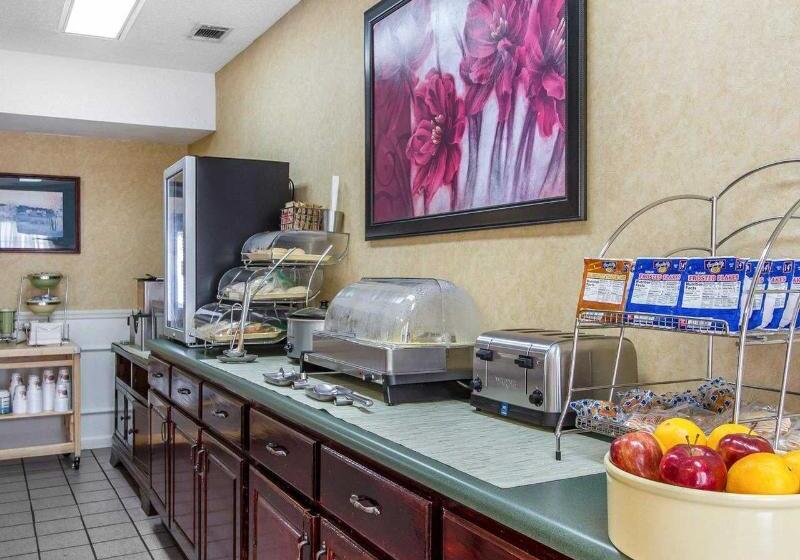 فندق Baymont By Wyndham Selma