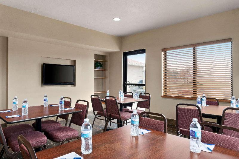 فندق Baymont By Wyndham Sioux Falls North,i 29,russell St, Airport