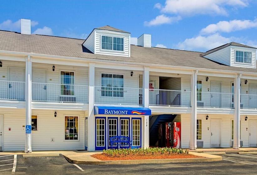 בית מלון כפרי Baymont By Wyndham Smithfield