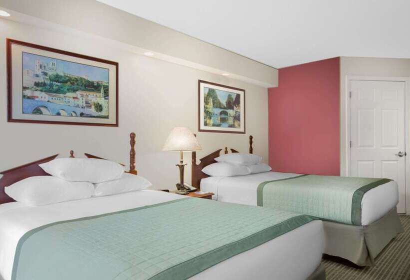 هتل Baymont By Wyndham Tuscaloosa