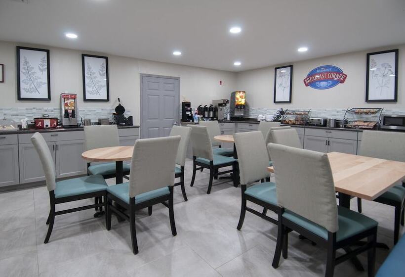 هتل Baymont By Wyndham Tuscaloosa