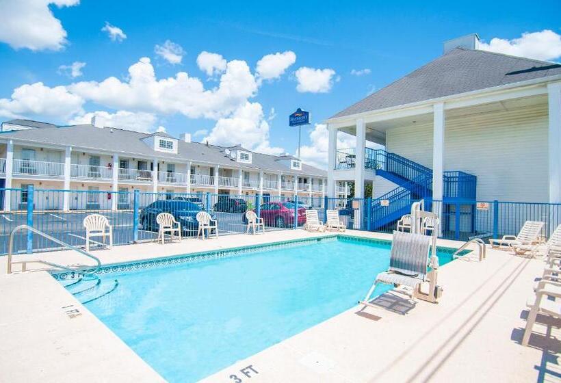 هتل Baymont By Wyndham Tuscaloosa