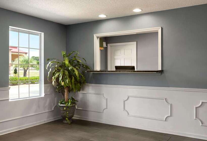 هتل Baymont By Wyndham Warner Robins