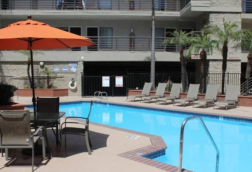 فندق Best Western Plus Irvine Spectrum