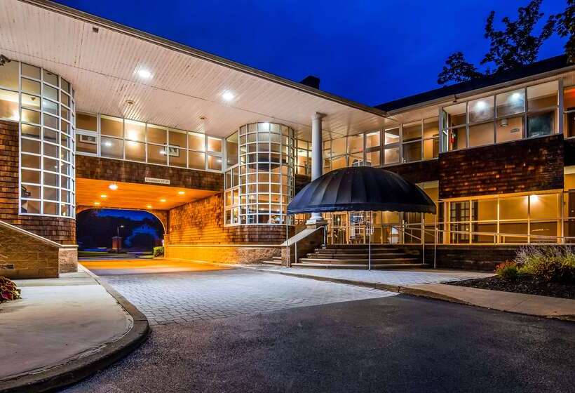 فندق Best Western Plus The Inn & Suites At The Falls