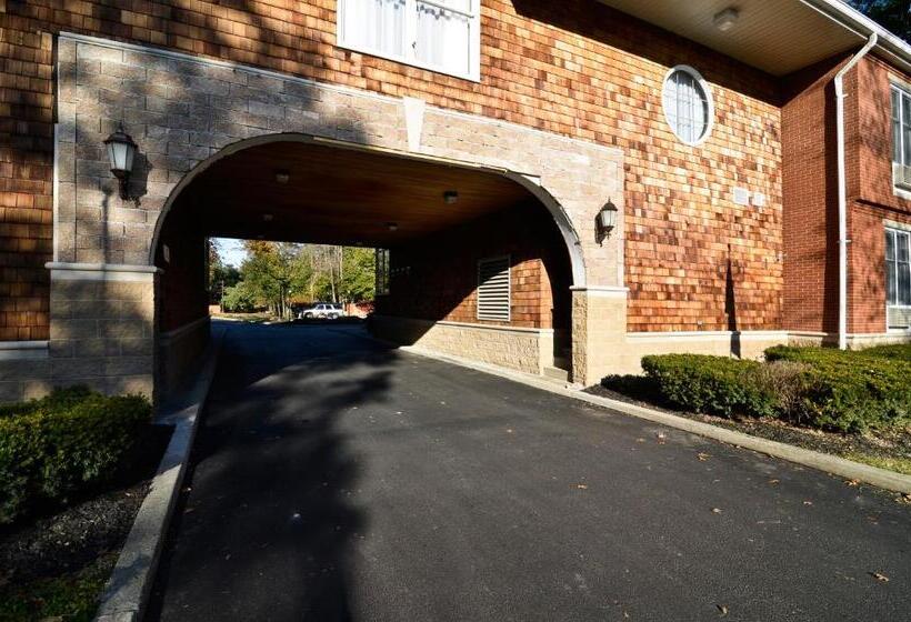 فندق Best Western Plus The Inn & Suites At The Falls