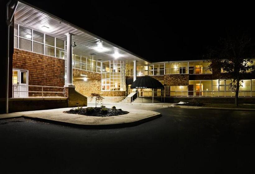 فندق Best Western Plus The Inn & Suites At The Falls