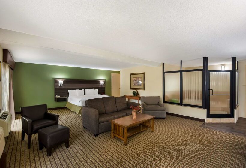 فندق Best Western Prairie Inn & Conference Center