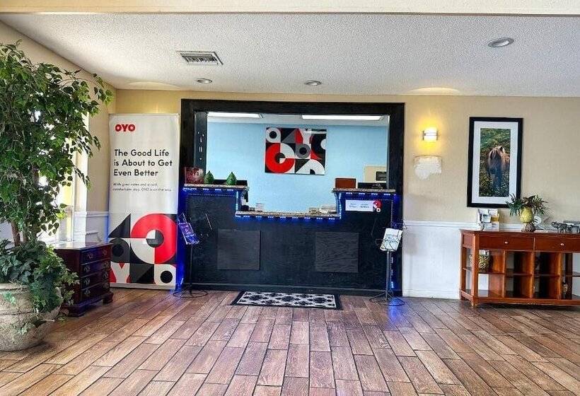 בית מלון כפרי Bonita Lakes Inn By OYO Meridian