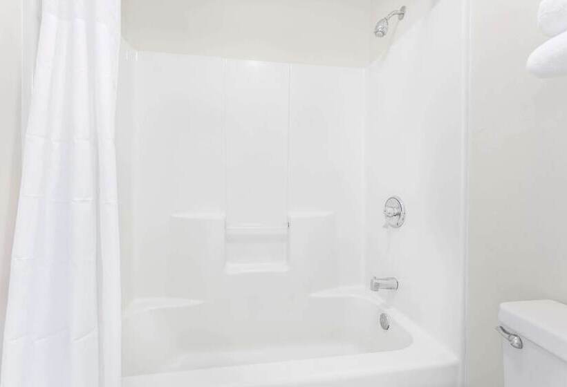 فندق Days Inn By Wyndham Americus