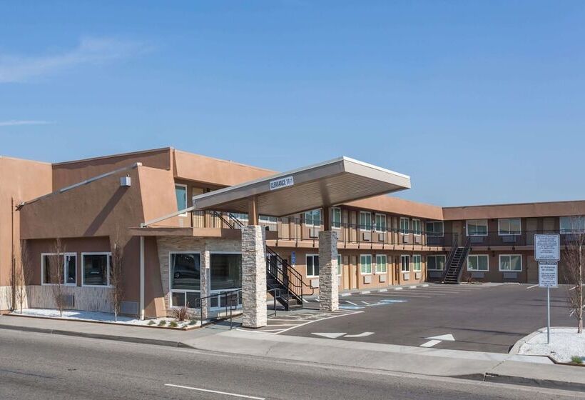 ホテル Days Inn By Wyndham Yosemite Area