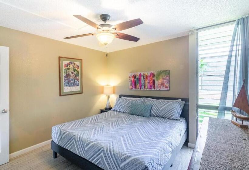 Отель Deluxe Kihei Kai Nani Maui Beach Condos