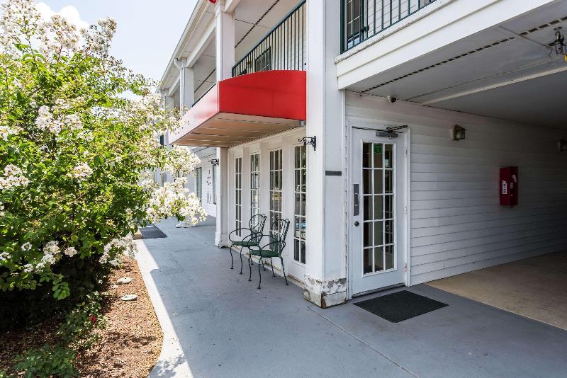 فندق Econo Lodge