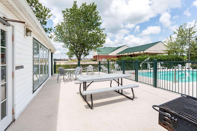 فندق Econo Lodge