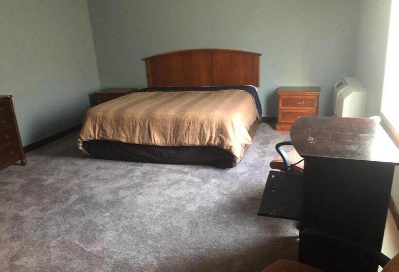 فندق Economy Inn North Randall