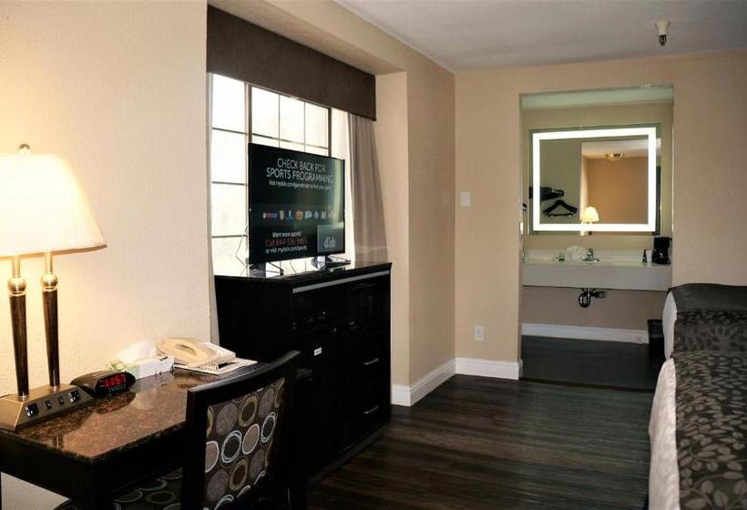 فندق Executive Inn