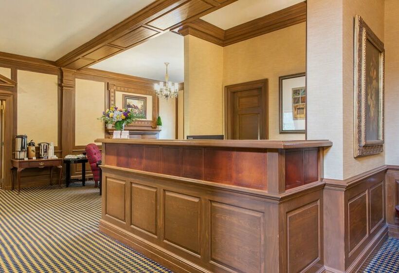 호텔 The Exeter Inn