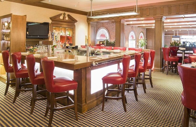 호텔 The Exeter Inn