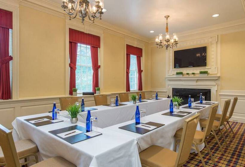 호텔 The Exeter Inn