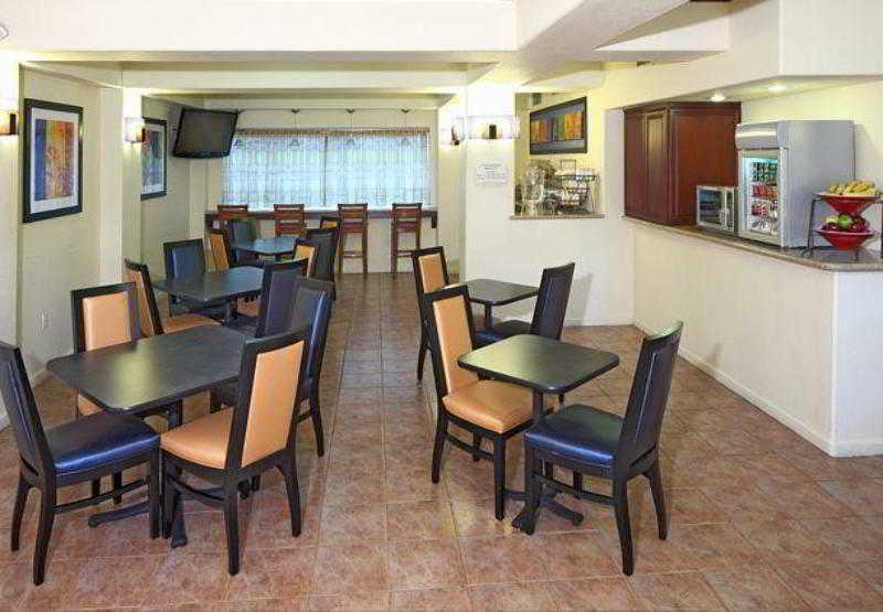 فندق Fairfield Inn & Suites By Marriott San Francisco San Carlos