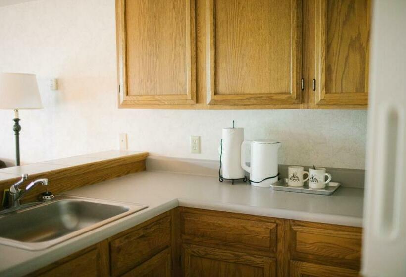 فندق Friday Harbor Suites