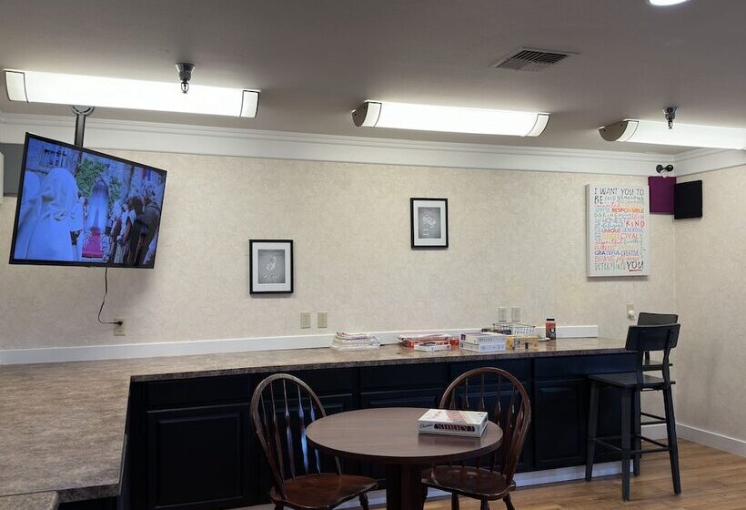 فندق Friday Harbor Suites