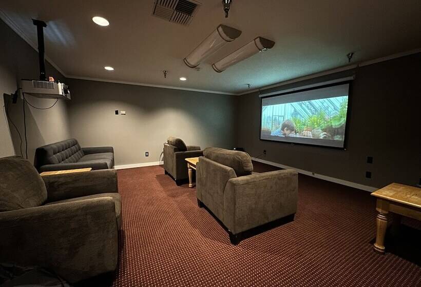 فندق Friday Harbor Suites