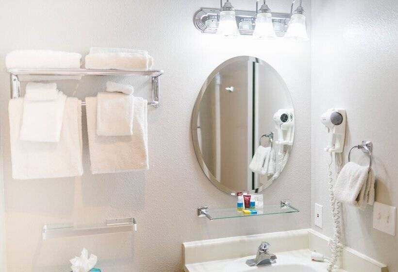 فندق Friday Harbor Suites