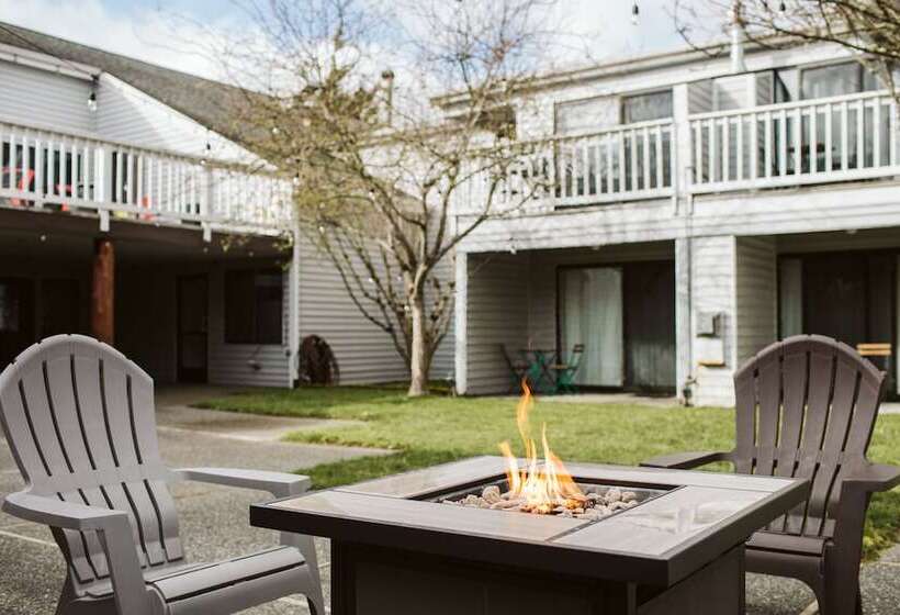 فندق Friday Harbor Suites