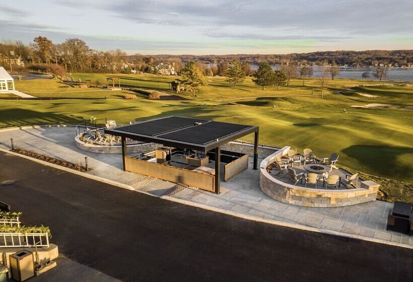 هتل Cottages & Suites Geneva National