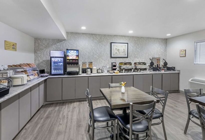 Hillstone Inn Tulare, Ascend Hotel Collection