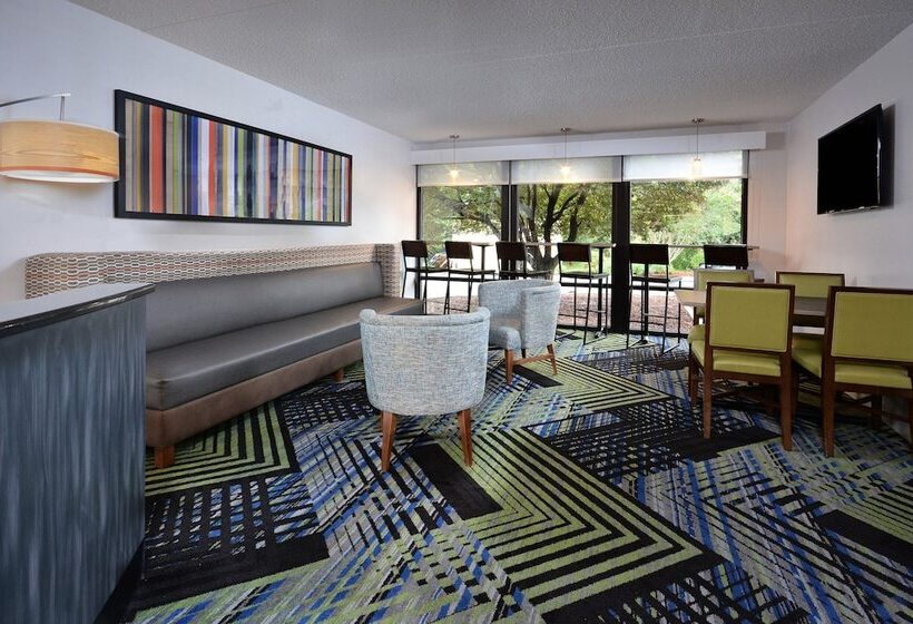فندق Holiday Inn Express Lynchburg, An Ihg