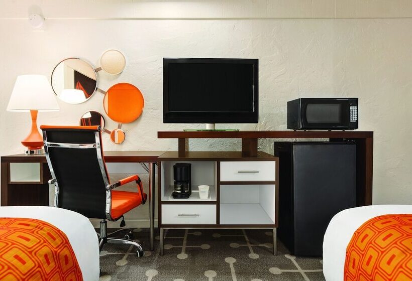 בית מלון כפרי Dover Inn And Suites