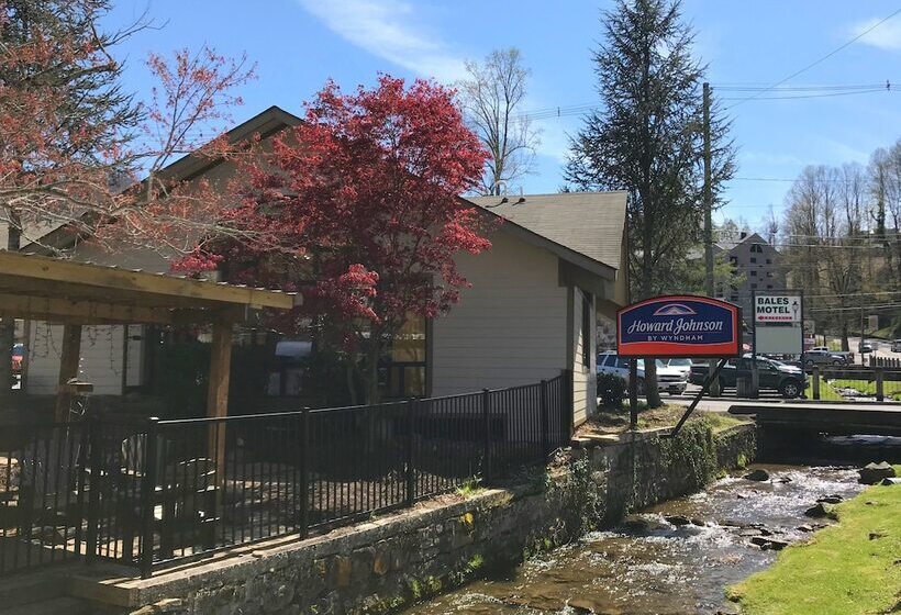 فندق Howard Johnson By Wyndham Downtown Gatlinburg