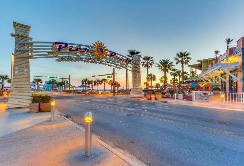 Отель Inn At St Thomas Square