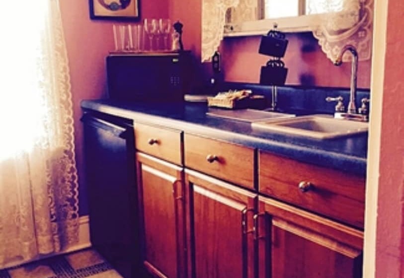 فندق Inn At The Canal Bed & Breakfast