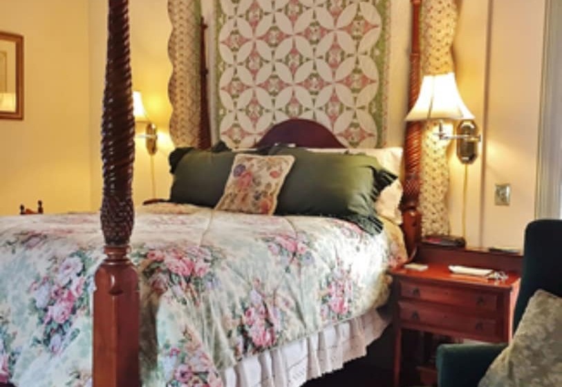 酒店 Inn At The Canal Bed & Breakfast